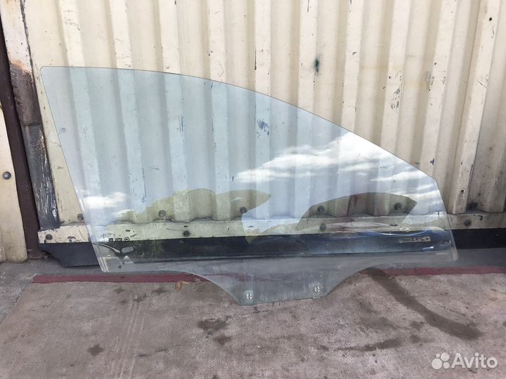 Стекло передней правой двери Chevrolet Lacetti