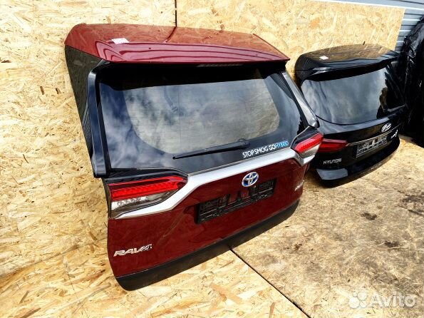 Дверь багажника Toyota RAV4 XA50