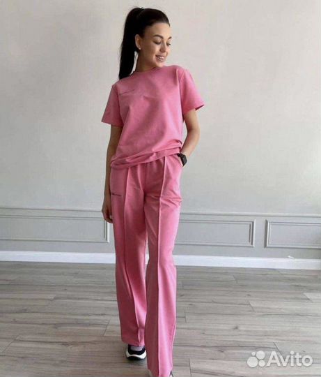 Спортивный костюм