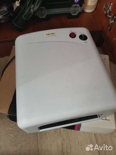 Уф лампа для ногтей