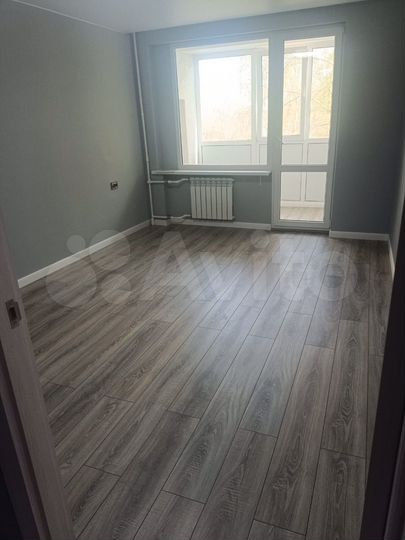 2-к. квартира, 49 м², 4/9 эт.