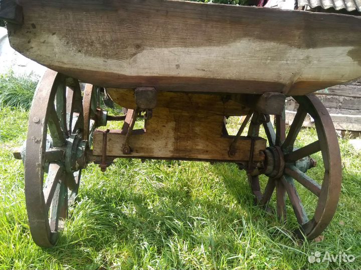 Телега деревянная
