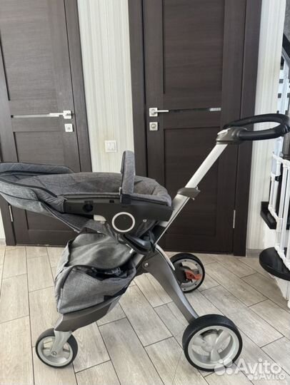 Коляска stokke