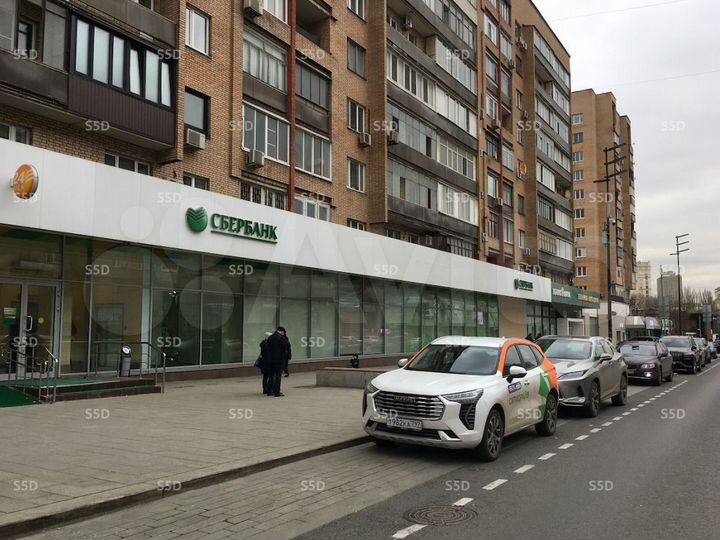 Сдам торговое помещение, 200 м²