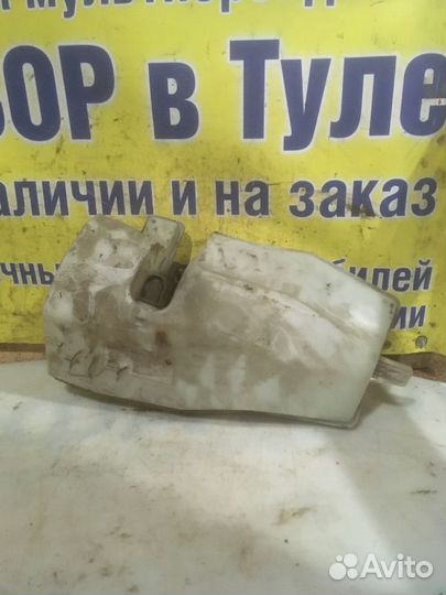 Бачок омывателя Renault Logan