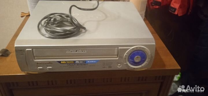 Видеомагнитофон panasonic