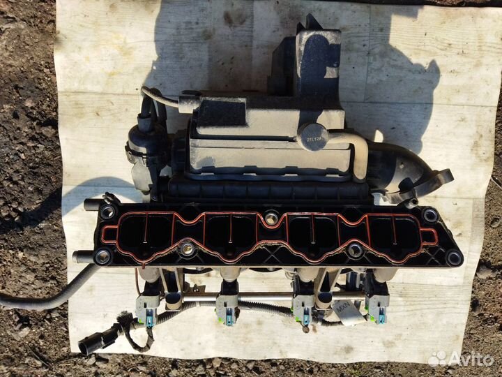 Впускной коллектор Chevrolet Cruze 1.6 F16D4