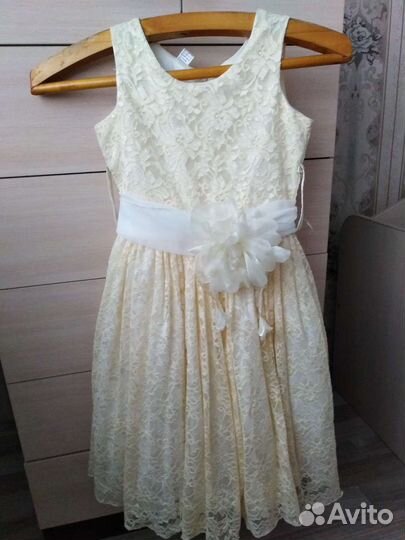 Нарядное платье