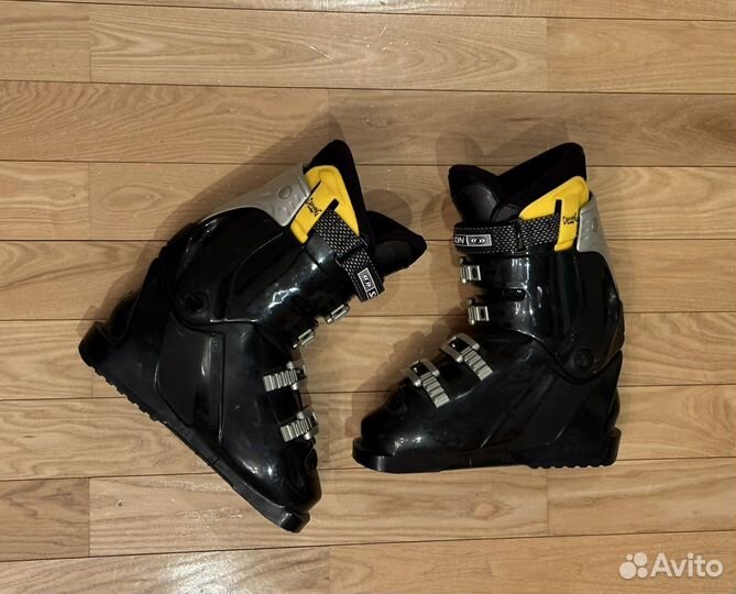 Горнолыжные ботинки Salomon Performa 7.0