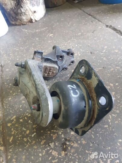 Кронштейн опора двигателя lacetti