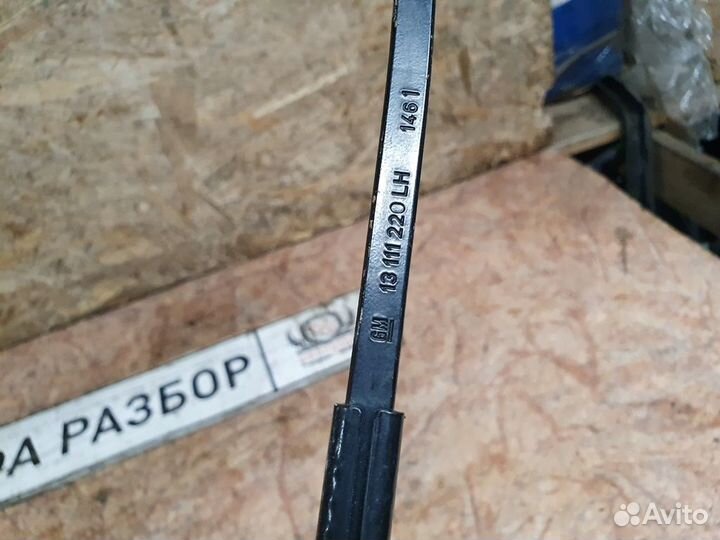 Поводок дворника правый 1.6 Z16XER ркпп Opel Astra