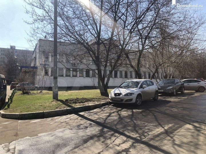 Продам торговое помещение, 2144 м²