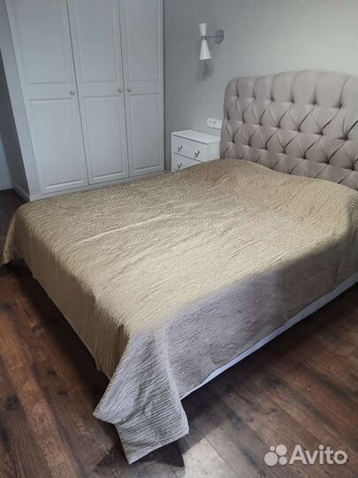 Покрывало на кровать новое