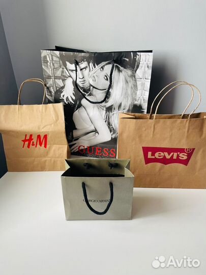 Брендовые пакеты Levi’s H&M Armani Calzedonia Lee