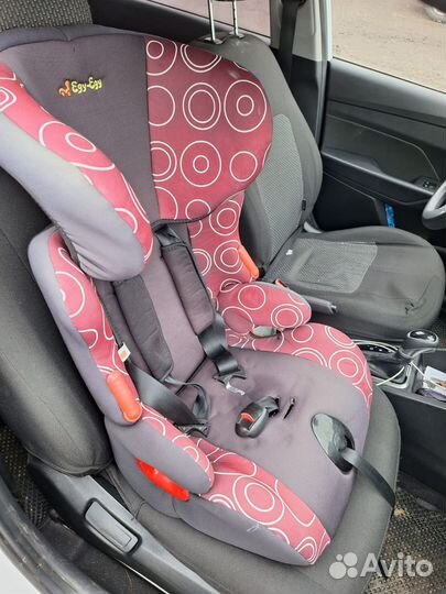 Автомобильное детское кресло