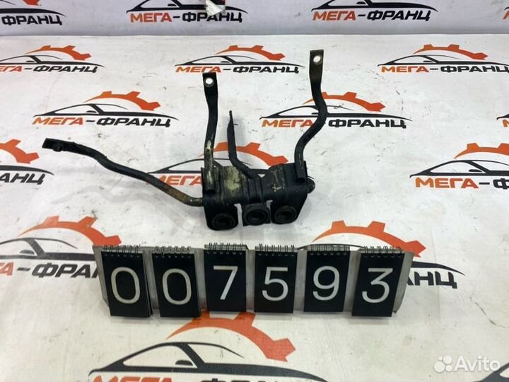 Кронштейн бочка гура Peugeot Boxer фургон(290) 4HU