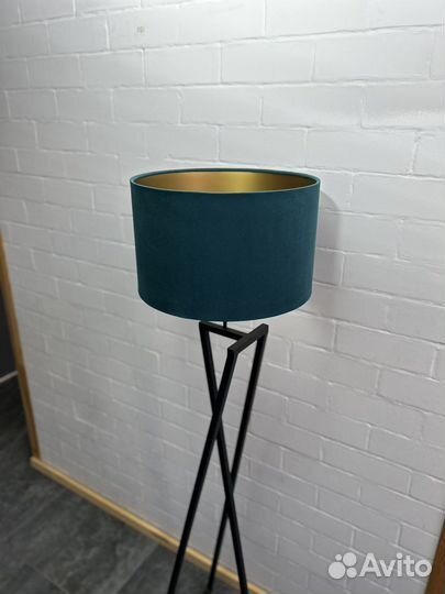 Торшер напольный с абажуром