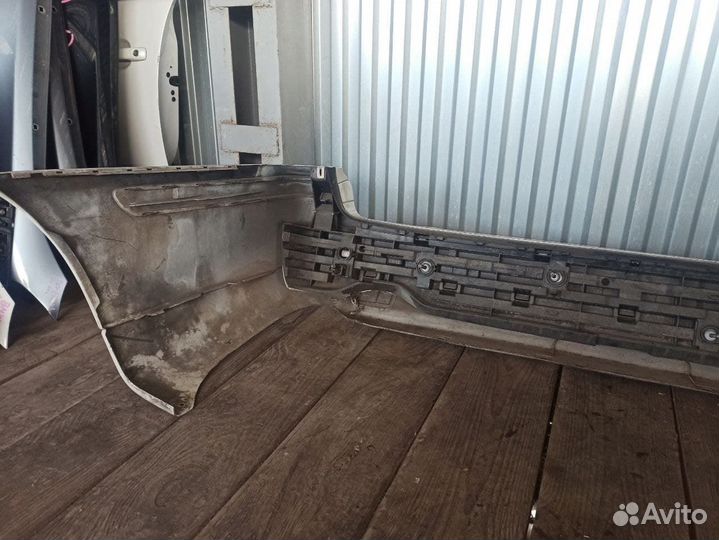 Бампер задний Volvo V70R