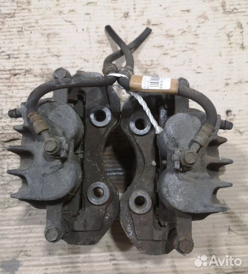 Суппорта передние nissan caravan arme24