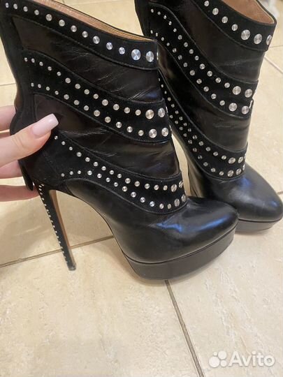 Ботильоны Alalia