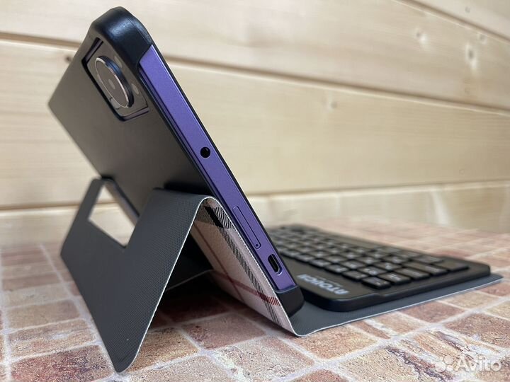 Новые планшеты-ноутбуки Android12