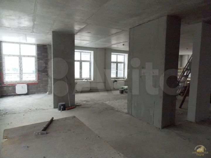 Свободного назначения, 90 м²