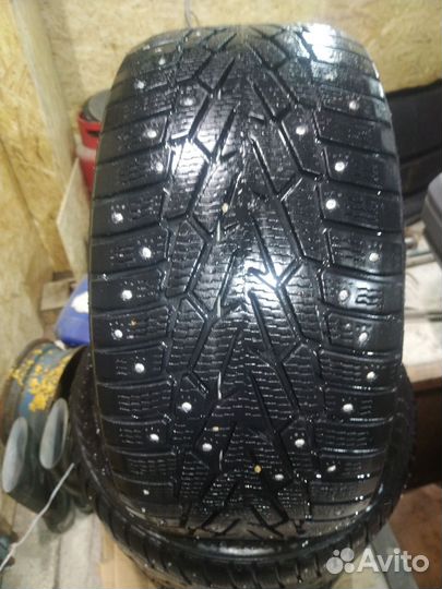 Nokian Tyres Hakkapeliitta 7 235/40 R18