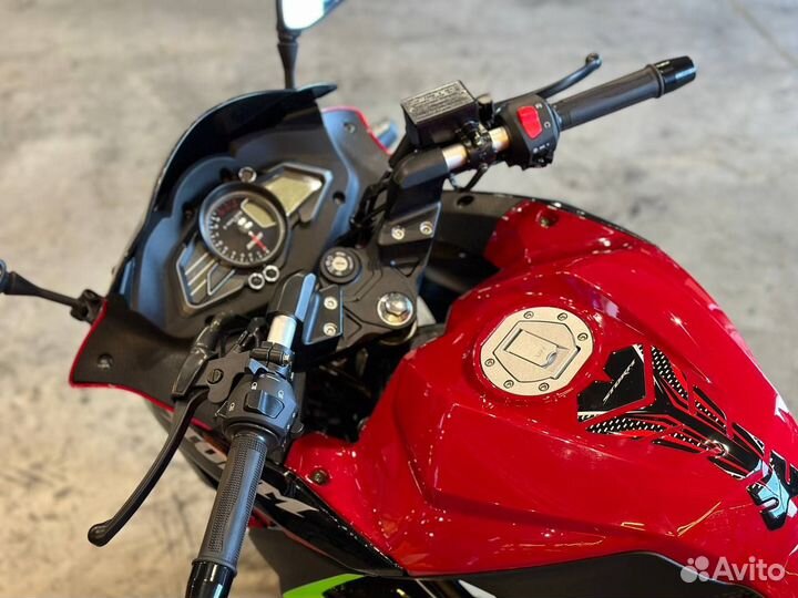Мотоцикл Racer Storm RC250XZR-A в наличии красный