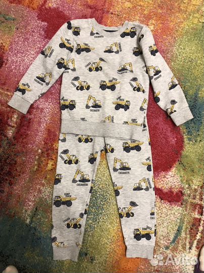 Косюм HM для мальчика 110/116