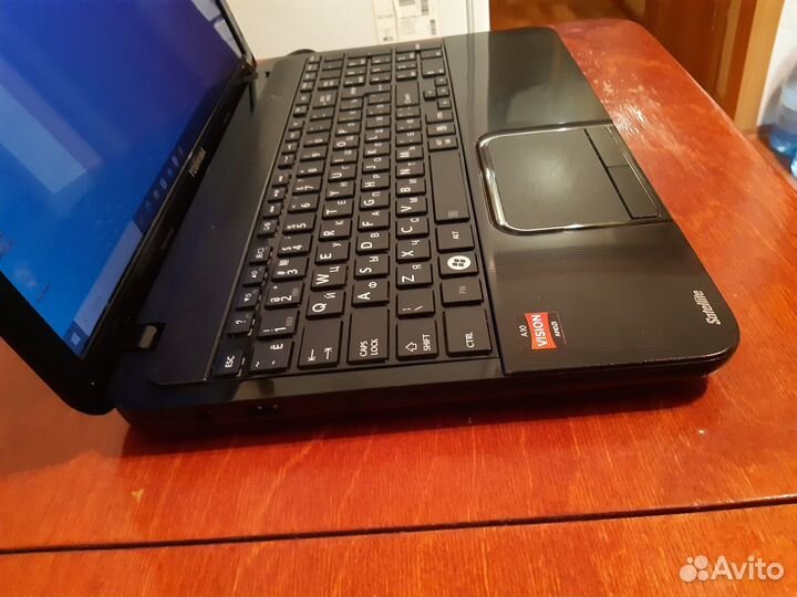 Мощный Toshiba L850 A10 4 ядра 8 gb HD7660 SSD