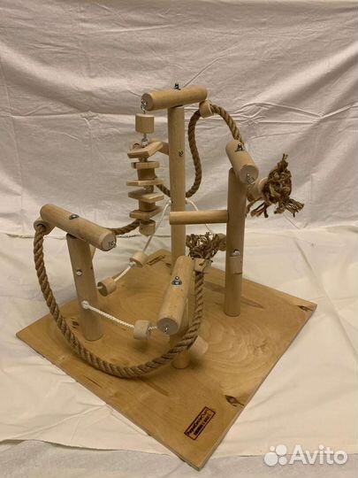 Игровые стенд для попугаев