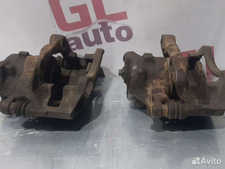 Суппорт тормозной VW Golf 3