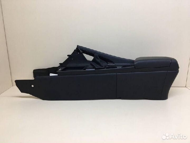 Консоль Hyundai Elantra