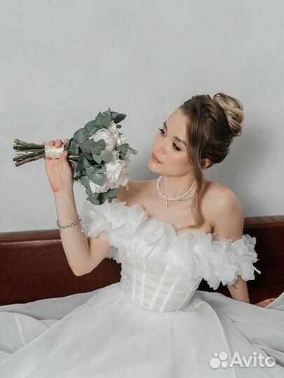 Макияж и прическа