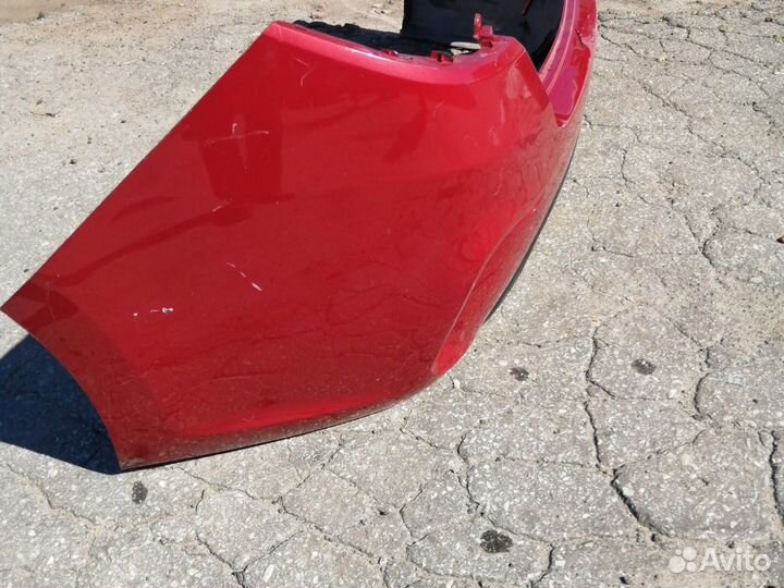 Задний бампер Kia Rio 4 красный