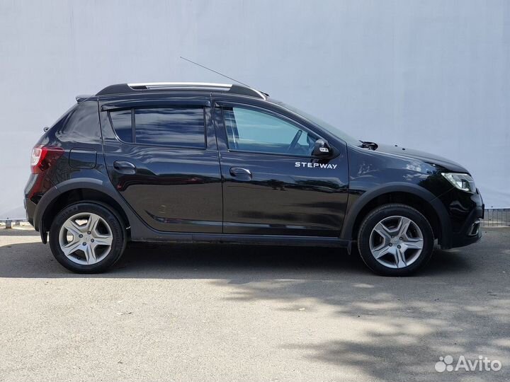 Renault Sandero Stepway 1.6 МТ, 2021, 98 819 км