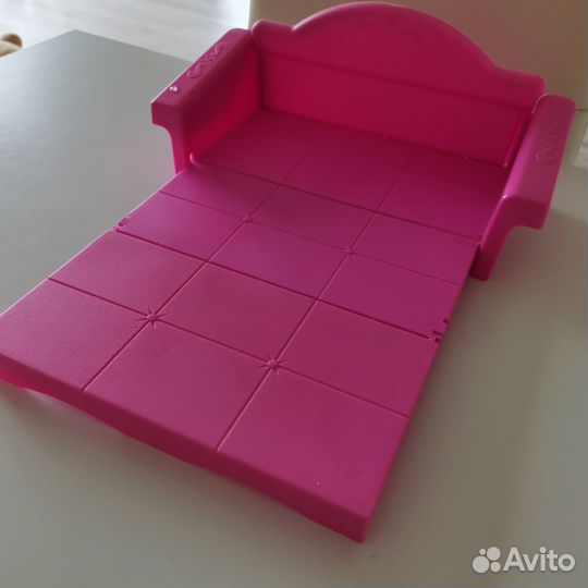 Игрушечный диван для Барби