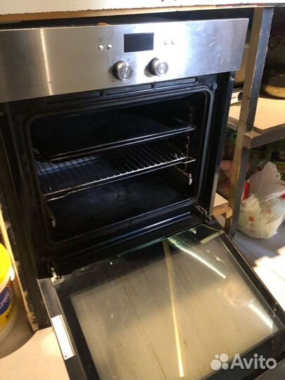 Духовой шкаф