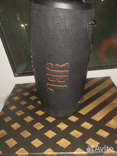 Колонка JBL xtreme 3