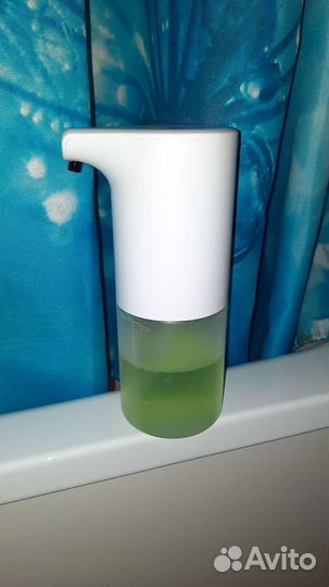 Автоматический дозатор мыла, диспенсер