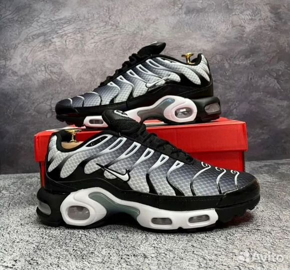Кроссовки Nike Air Max Plus TN