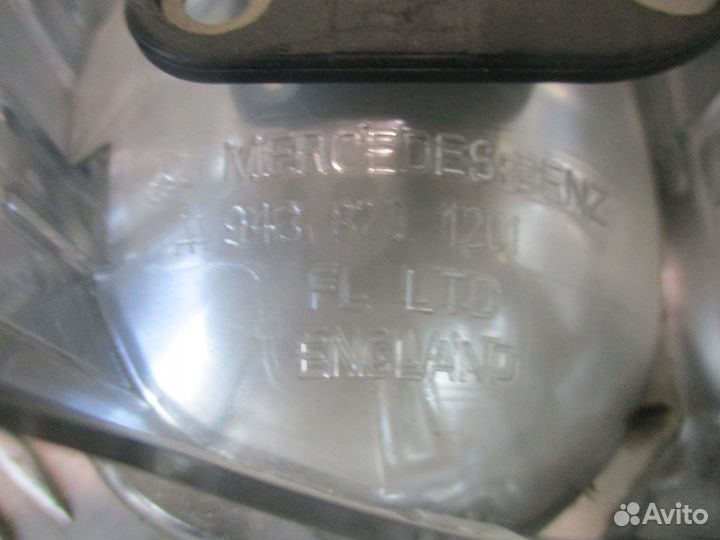 Плафон салона Mercedes-Benz A9438201201