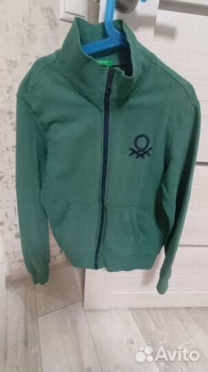 Кофта на 10 -11 лет