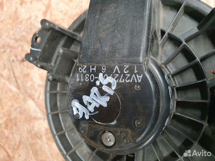 Моторчик печки Toyota Yaris 2005-2011