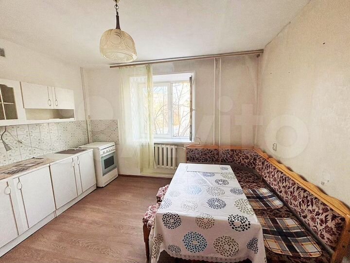 4-к. квартира, 97 м², 4/5 эт.
