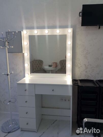 Мебель,для салона красоты
