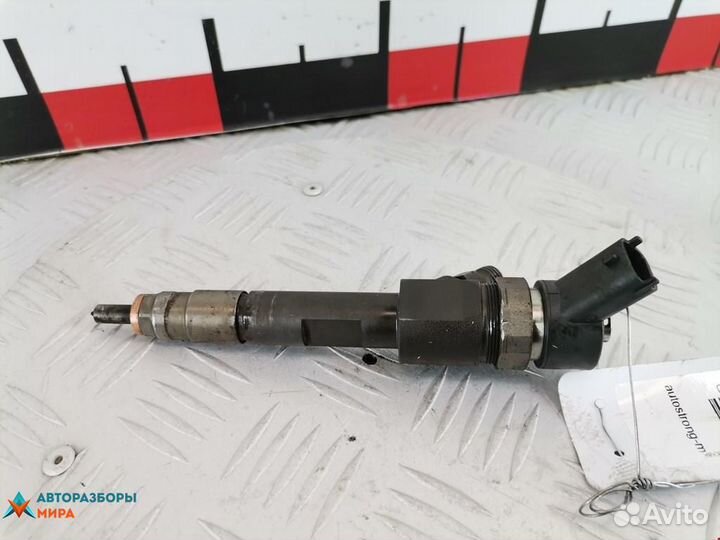 Форсунка Renault Scenic 2 рест. 2007 8200389369