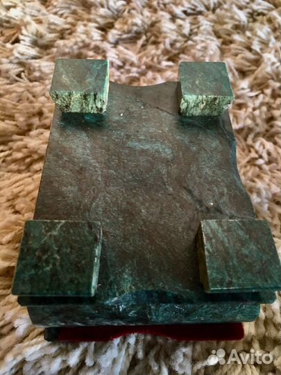 Шкатулка из змеевика