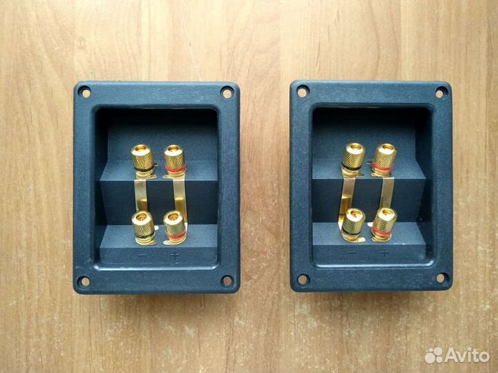 Клеммник для сабвуфера