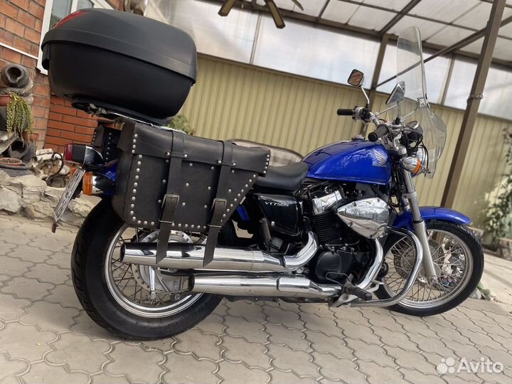 Honda VT750 shadow